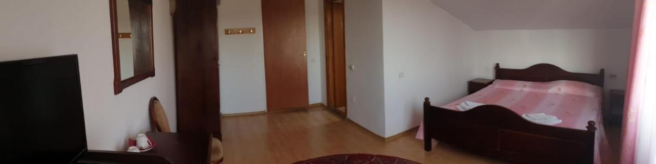 Motel Balcost Piatra Neamţ Exterior foto